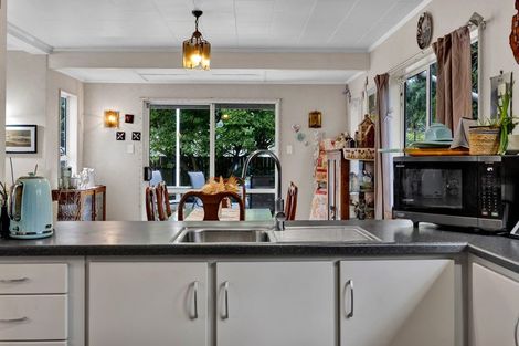 Photo of property in 237a South Road, Hawera, 4610