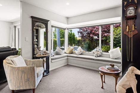 Photo of property in 2a Busby Hill, Havelock North, 4130