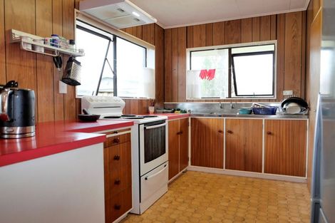 Photo of property in 80 Michael Road, Paraparaumu Beach, Paraparaumu, 5032