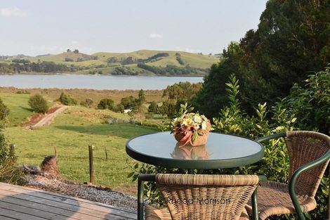Photo of property in 221 Pahi Road, Pahi, Paparoa, 0571