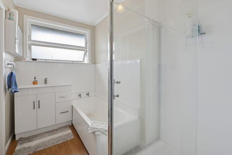 Photo of property in 17 Mckenzie Road, Owhata, Rotorua, 3010