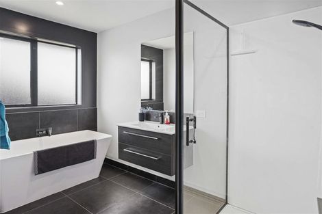 Photo of property in 14 Quail Way, Amberley, 7410