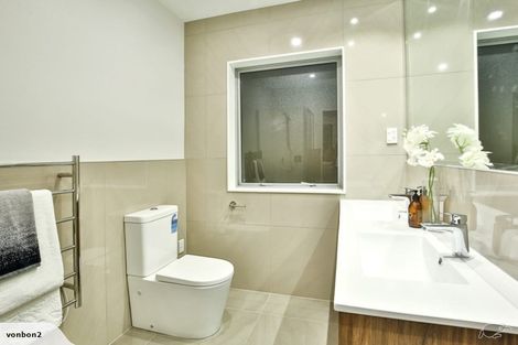 Photo of property in 54 Schoolside Road, Kumeu, 0810