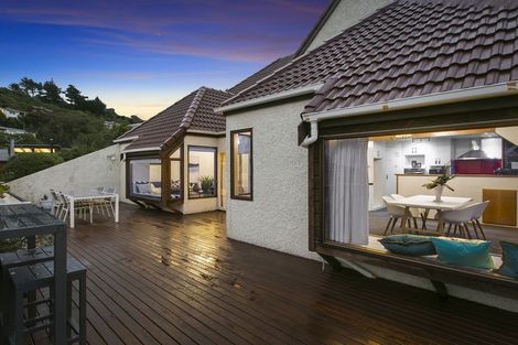 Photo of property in 50 Cliffs Road, Saint Clair, Dunedin, 9012