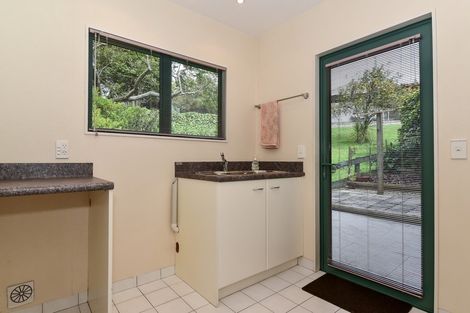 Photo of property in 2 Minchin Crescent, St Andrews, Hamilton, 3200