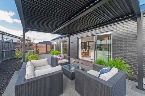 Photo of property in 10 Kinnerton Lane, Casebrook, Christchurch, 8051