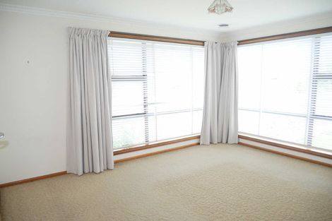 Photo of property in 1 Dunluce Place, Hornby, Christchurch, 8042