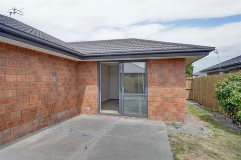 Photo of property in 5 Flaxon Place, Burwood, Christchurch, 8083