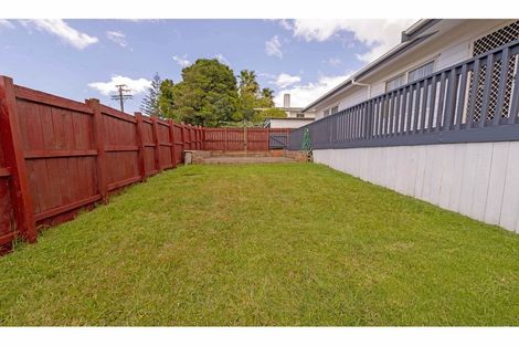 Photo of property in 2 Glendene Avenue, Glendene, Auckland, 0602