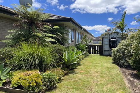 Photo of property in 36 Plover Street, One Tree Point, 0118