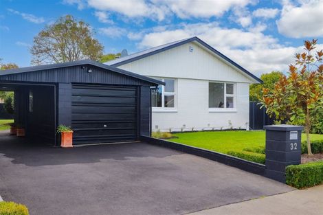 Photo of property in 32 Rossiter Avenue, Redwood, Christchurch, 8051