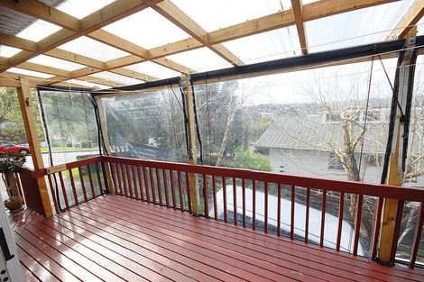 Photo of property in 25 Trias Road, Totara Vale, Auckland, 0629