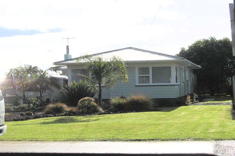 Photo of property in 13 Dip Road, Te Kamo, Whangarei, 0112