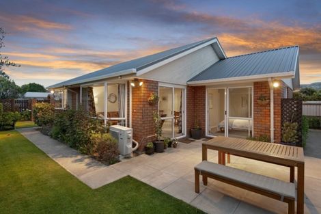 Photo of property in 120b Somerfield Street, Somerfield, Christchurch, 8024