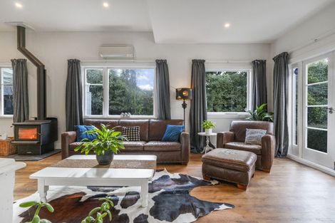 Photo of property in 184 Main North Road, Redwood, Christchurch, 8051