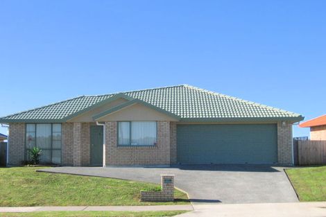 Photo of property in 33a Summerland Drive, Henderson, Auckland, 0612