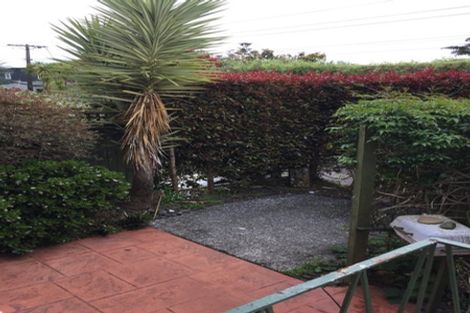 Photo of property in 2/11 Wicklow Road, Narrow Neck, Auckland, 0622