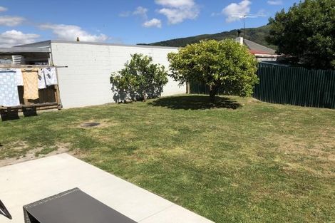 Photo of property in 251 Fergusson Drive, Heretaunga, Upper Hutt, 5018