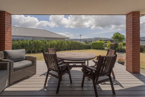Photo of property in 6 Roseberry Place, Whitianga, 3510