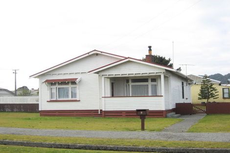 Photo of property in 5 O'grady Street, Blaketown, Greymouth, 7805