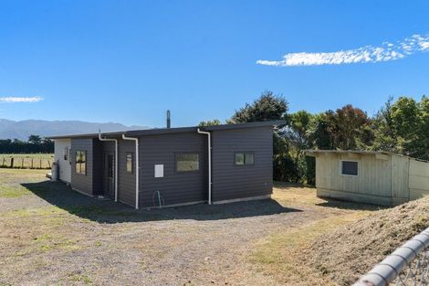 Photo of property in 2766 Lake Ferry Road, Pirinoa, 5772