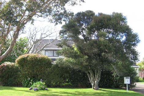 Photo of property in 2 Alexander Place, Papamoa Beach, Papamoa, 3118