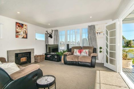 Photo of property in 161 Derby Street, Westport, 7825