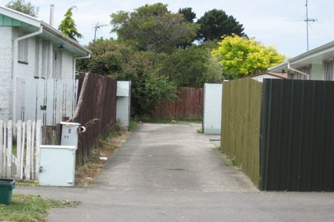 Photo of property in 2/6 Pateke Place, Bromley, Christchurch, 8062