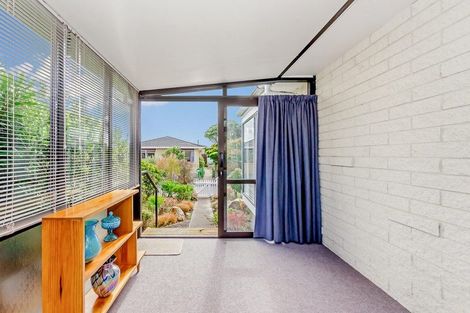 Photo of property in 2 Malfroy Lane, Raumati Beach, Paraparaumu, 5032