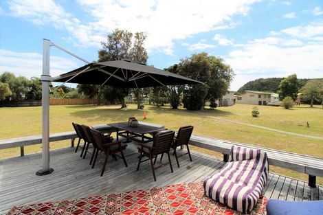 Photo of property in 219 Waimaire Avenue, Matarangi, Whitianga, 3592