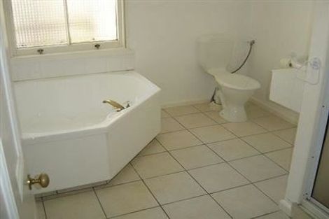 Photo of property in 29 Marine Parade, Bluff Hill, Napier, 4110