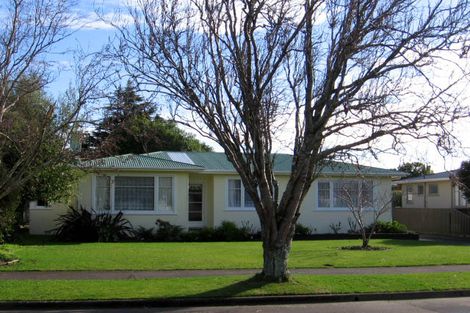 Photo of property in 37 Akaroa Avenue, Awapuni, Palmerston North, 4412