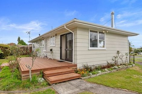 Photo of property in 1 Ngatuku Place, Tokoroa, 3420