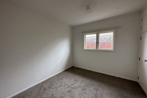 Photo of property in 5 Alexander Avenue, Papatoetoe, Auckland, 2025