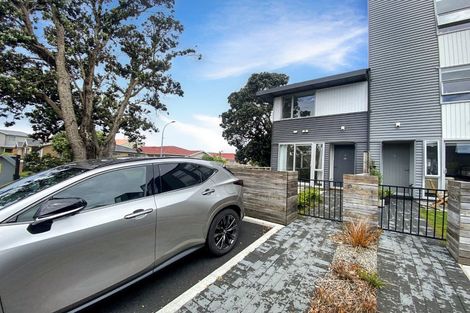 Photo of property in 1/36 Tacy Street, Kilbirnie, Wellington, 6022