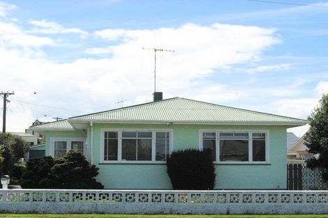 Photo of property in 8a Puriri Street, Gonville, Whanganui, 4501