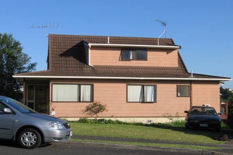 Photo of property in 30 Oaktree Avenue, Browns Bay, Auckland, 0630