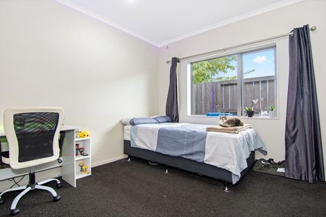 Photo of property in 9 Allgood Place, Rototuna North, Hamilton, 3210