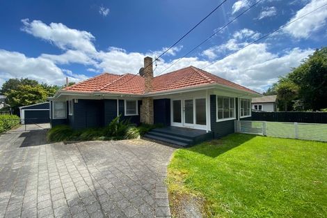Photo of property in 15 Brown Street, Hamilton East, Hamilton, 3216