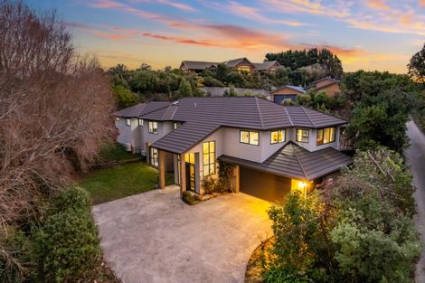 Photo of property in 295a Maungaraki Road, Maungaraki, Lower Hutt, 5010