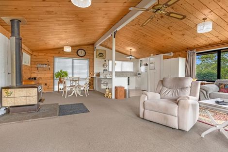 Photo of property in 9 Leeton Drive, Waipukurau, 4200