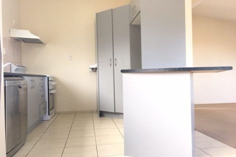 Photo of property in 171a Royal Road, Massey, Auckland, 0614