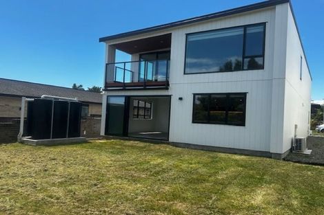 Photo of property in 35b Clyside Avenue, Half Moon Bay, Auckland, 2012