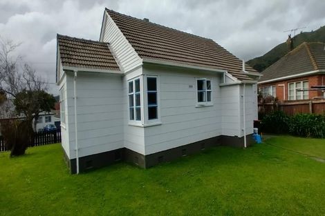 Photo of property in 29 Newcombe Street, Naenae, Lower Hutt, 5011