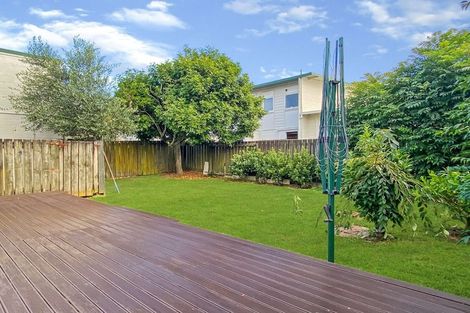 Photo of property in 7/9 Mountain Road, Mount Wellington, Auckland, 1072