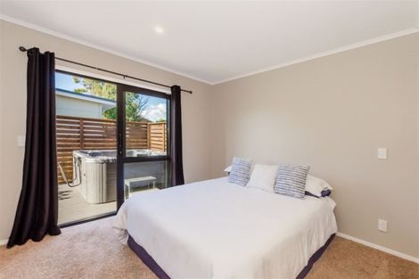 Photo of property in 15a Winton Street, Paraparaumu Beach, Paraparaumu, 5032