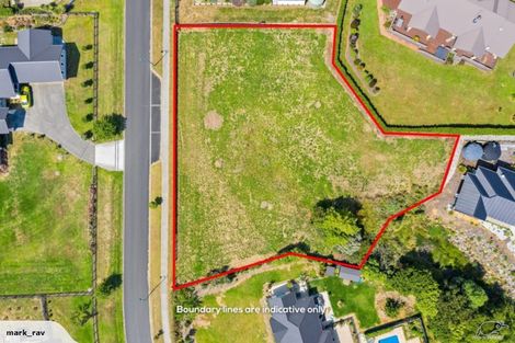 Photo of property in 5 Capriole Crescent, Kingseat, Papakura, 2580