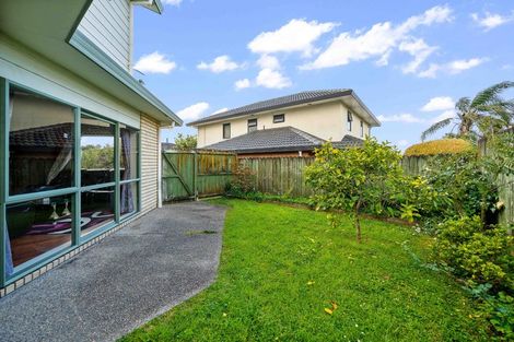 Photo of property in 20a Glenside Avenue, Pakuranga, Auckland, 2010