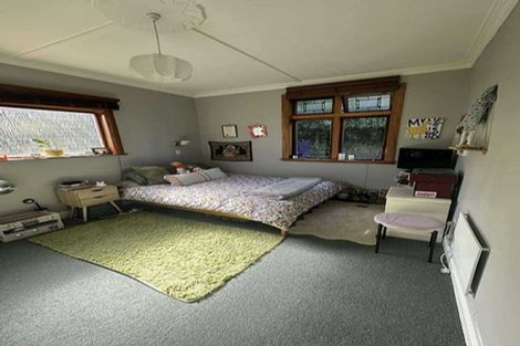 Photo of property in 10 Helen Street, Brooklyn, Wellington, 6021