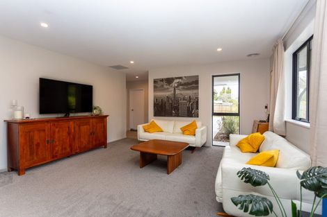 Photo of property in 17 George Oliver Place, Kainga, Christchurch, 8083